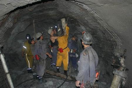 称多工程爆破中的危险因素分析以及应对工程爆破危险的措施